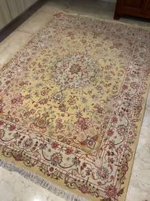 Silk Carpet