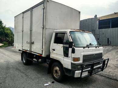 DAIHATSU V116 BOX FT 14'6 2004 BDM 5000 kg