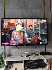 tv Hisense 32B 5200HTS