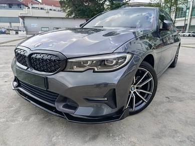 BMW 320i 20i M SPORT in Seri Kembangan, SGR