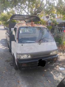 Lori Setengah tan untuk dijual