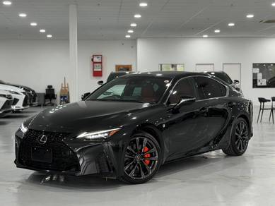 Lexus IS 300 F-SPORT in Subang Jaya, SGR
