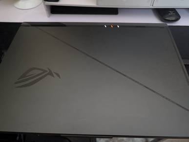 ASUS ROG Strix G814JZ Gaming laptop