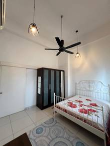 Condominium For Rent in Avenue D'Vogue