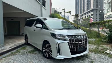 Toyota Alphard SC in Desa Petaling, KUL