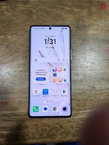 Honor 70 5G. 8gb  256gb .