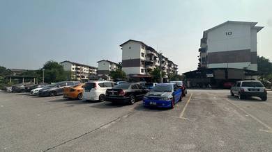 Flat For Rent in PKNS Flat Seksyen 1