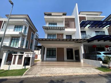 Semi-Detached House For Sale in Taman Melawati,KUL