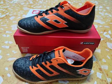 ITEM BARU_Kasut SUkan Futsal LOTTO size 43