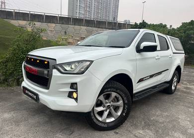 Isuzu D-Max AT PLUS in Salak Selatan, KUL