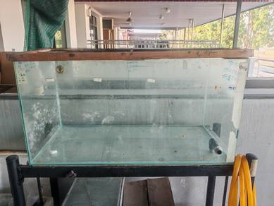 Aquarium 3 kaki/3ft & stand