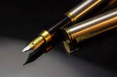 Antique fountain pen, silver body iridium nib iiib