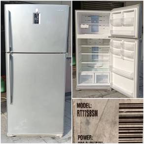 Fridge refrigerator peti ais peti sejuk Samsung 2