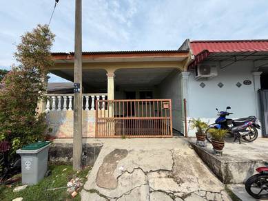 Terraced House For Sale in Ayer Molek,MLK