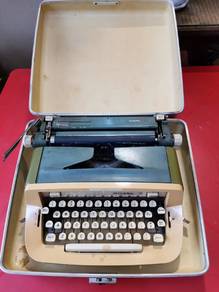 Vintage Royal Portugal Mechanical Typewriter