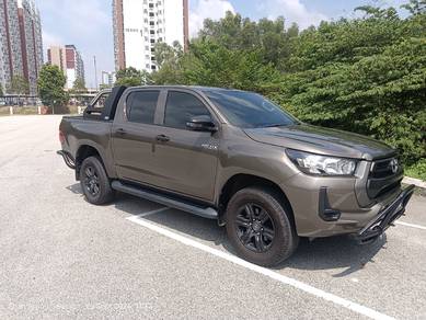 Toyota Hilux E in Setia Alam, SGR