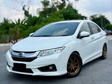 Honda 5832 V in Pandan Indah, KUL