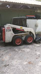 Bobcat loader