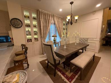Semi-Detached House For Sale in Country Heights,SGR