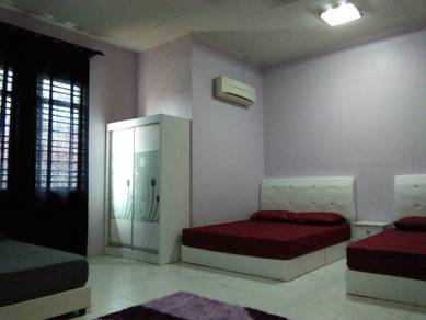 Homestay @ Putrajaya, MAEPS & UPM Serdang