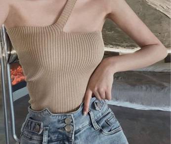 Brown knitted top