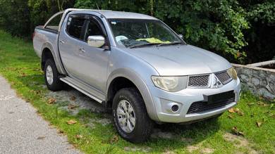 Mitsubishi Triton STANDARD in Bandar Menjalara, KUL