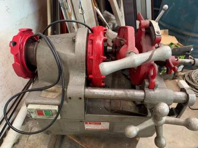 USED Portable Pipe Threading Machine 1/2"~2"