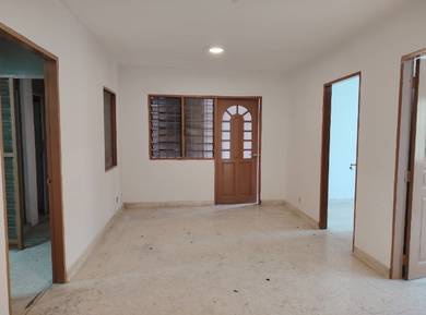 Flat For Sale in Kampung Lindungan