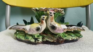 peacocks vase