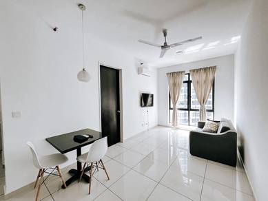 Service Residence For Rent in Kenwingston Square Garden