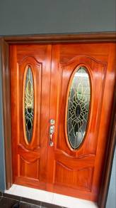Pintu kayu