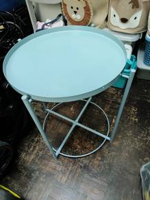 Gladom coffee table 