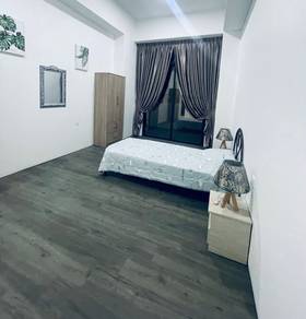 Room in Seri Kembangan, SGR