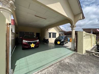 Semi-Detached House For Sale in Shah Alam,SGR