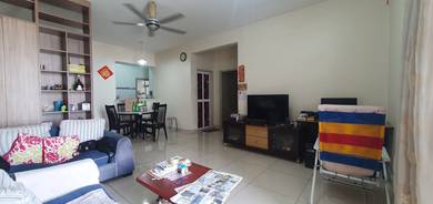 Condominium For Sale in Aman Heights