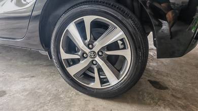 original rim yaris condition like new 