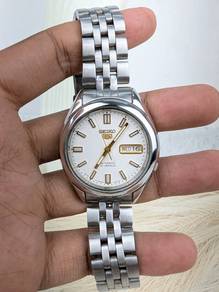 Seiko 5 SNKF73J1 Automatic