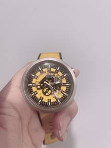 Swatch Yellow Bolden