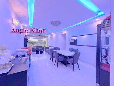Condominium For Sale in Regency Heights