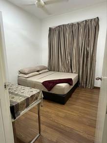 Condominium For Rent in Nusa Heights