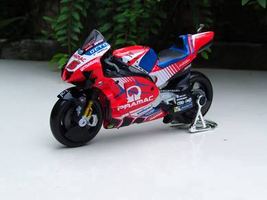 Maisto 1-18 New MOTOGP 2021 Ducati Pramac # 5