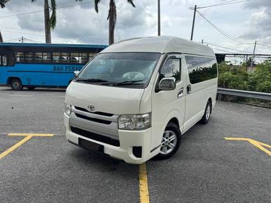 Toyota Hiace in Batu Kawan, PNG
