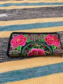 Embroidery purse