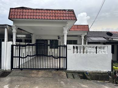 1.5-storey Terraced House For Rent in Klang,SGR