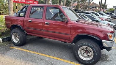 Toyota Hilux in Subang Jaya, SGR