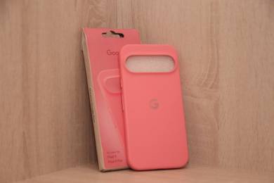 Pixel 9/9 Pro Peony Pink Case
