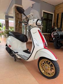 Vespa Super 150
