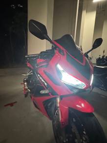 Honda CBR650R