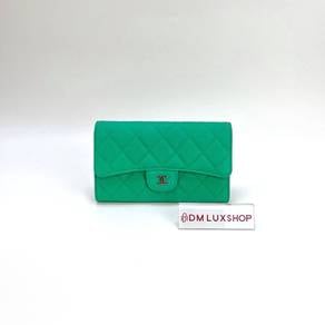 Preloved Chanel Green Caviar Flap Wallet SHW