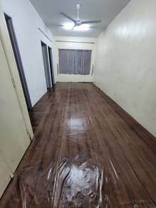Apartment For Sale in Sri Dahlia Apartment